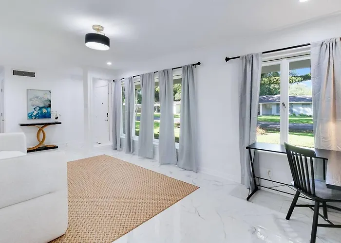 Midtown Haus: Game Rm + Fire Pit *